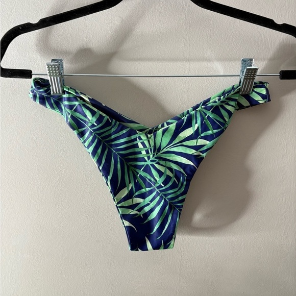Vaya Island Black Green Tropical Topanga Print Bikini Bottoms Size Small - Picture 2 of 4